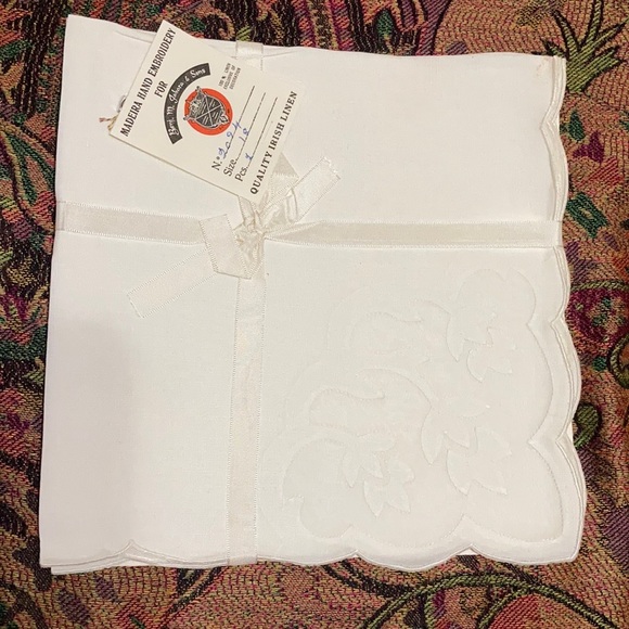 (8) Benj. M. Jabara Madeira Quality Irish Linen - Picture 1 of 7